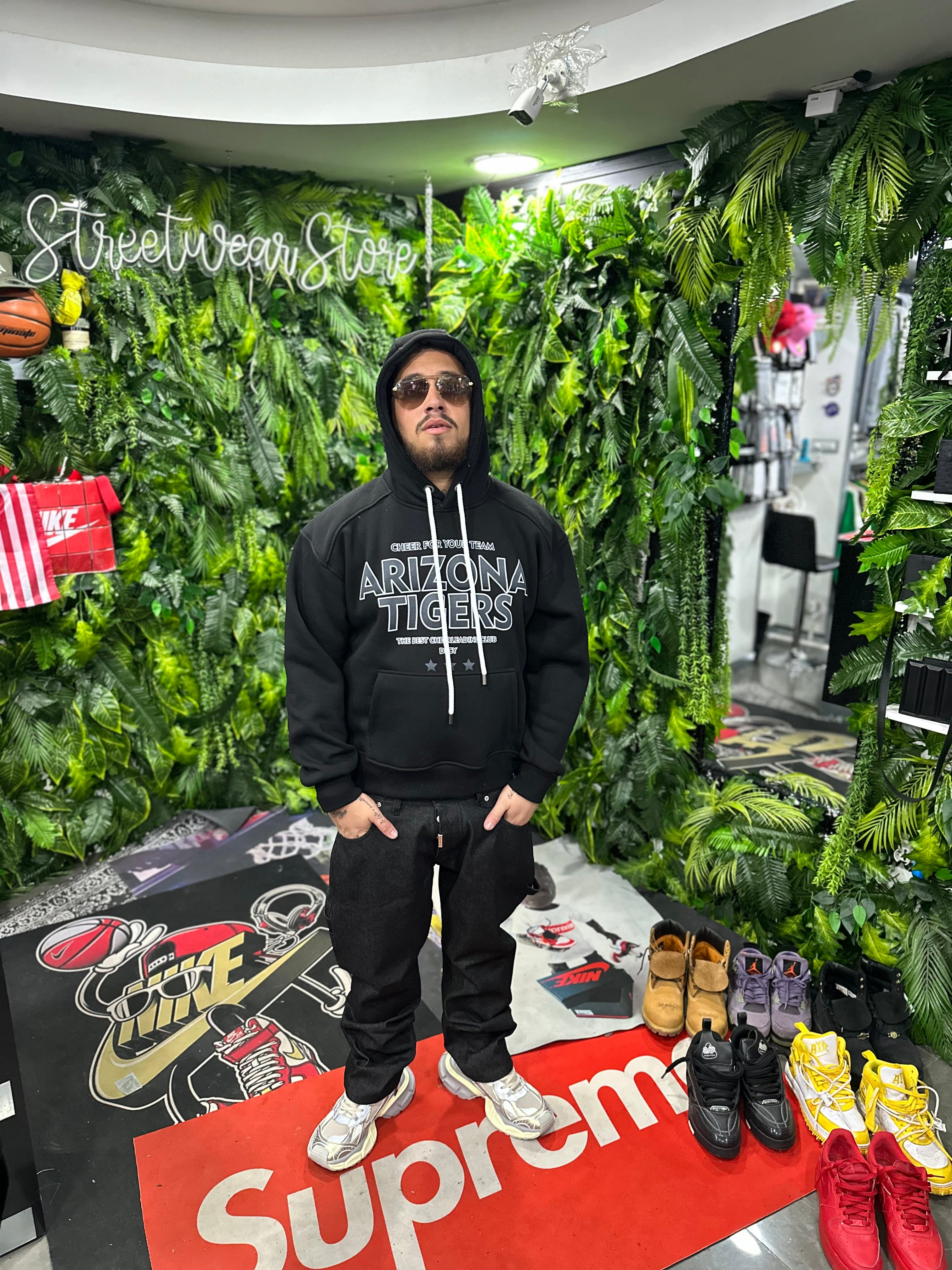 Felpa Arizona Black DSCY