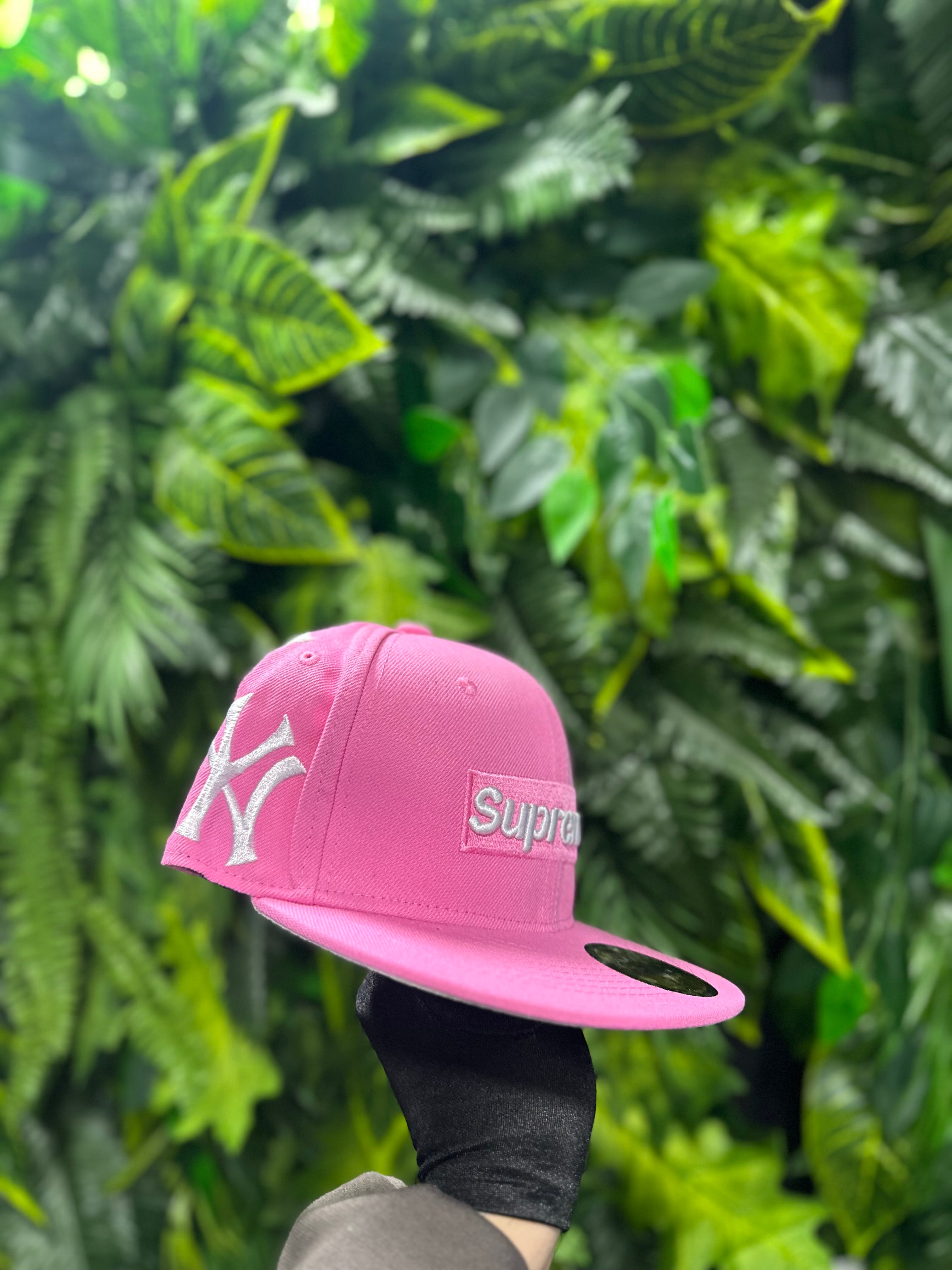 Cappello Supreme Pink