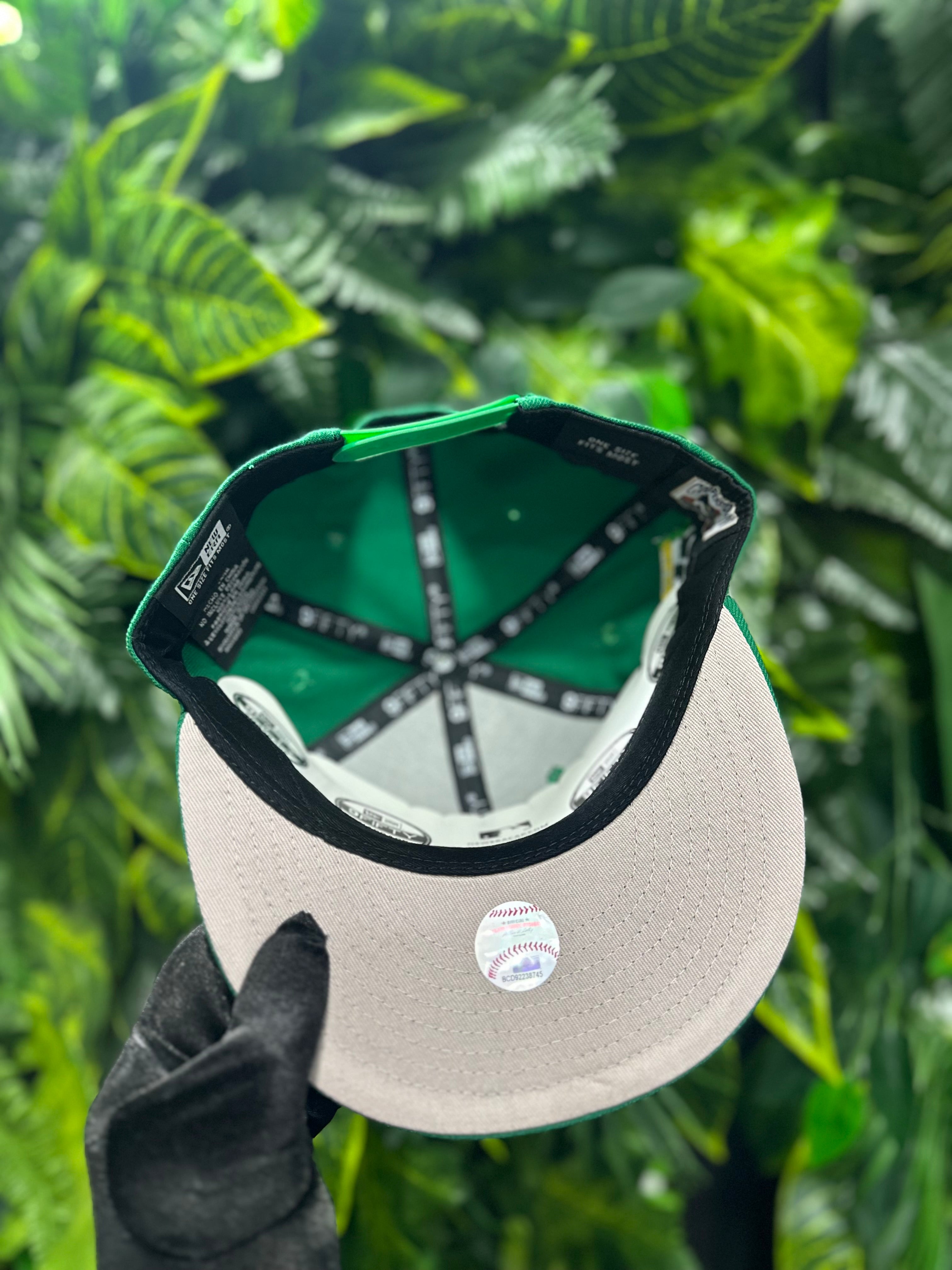 Cappello Athletics New Era Green