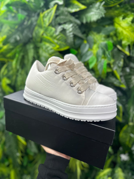 Snkrs MOD* RI*CK Bassa White