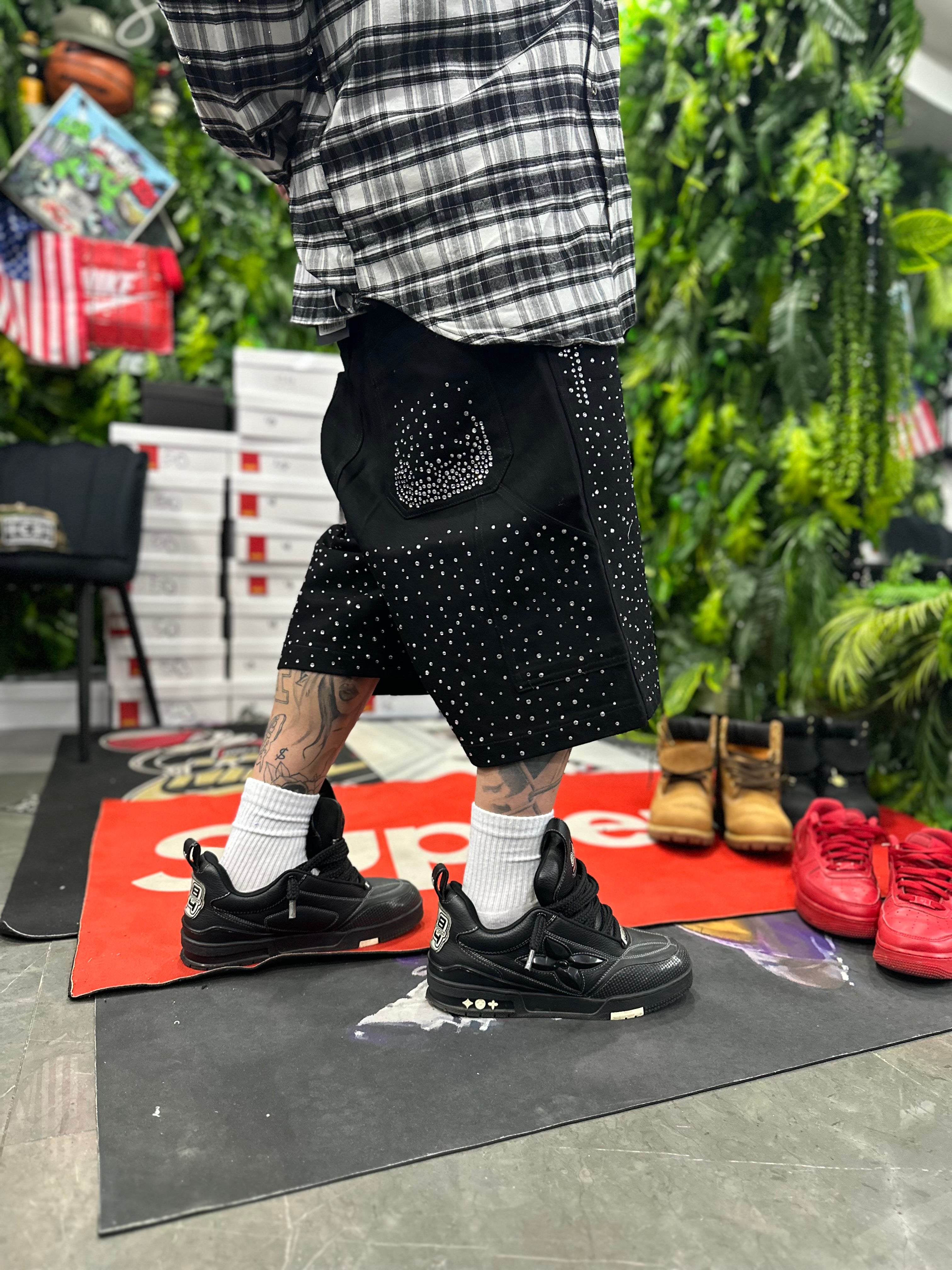 Bermuda Crystal Black Edition MNML