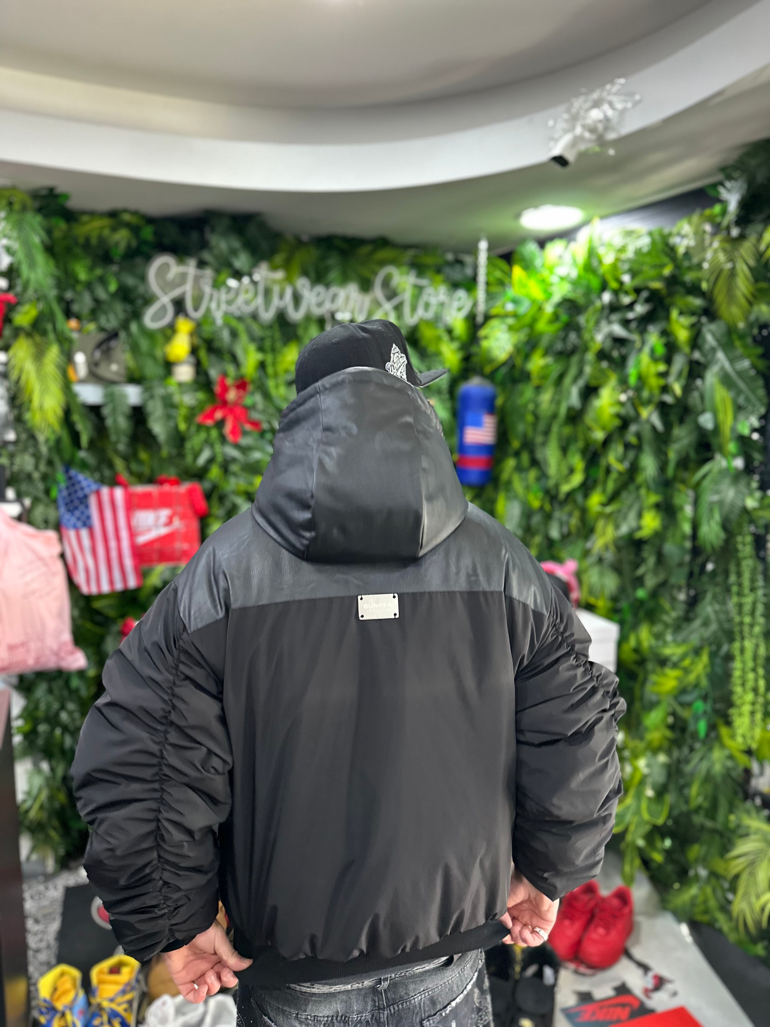 Bomber Crop Black BUNKER