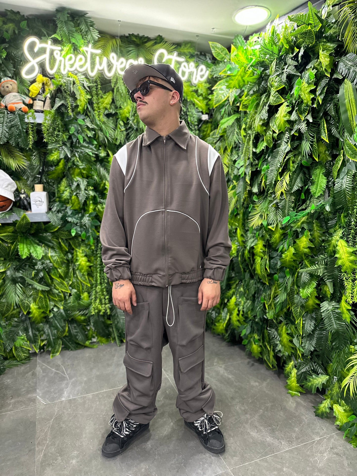 TrackSuit Brown Kanye HYDO