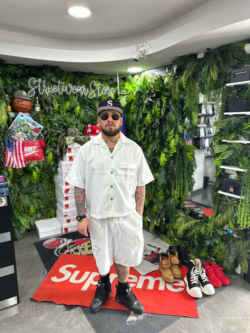 CoordSet White Noah ORDER
