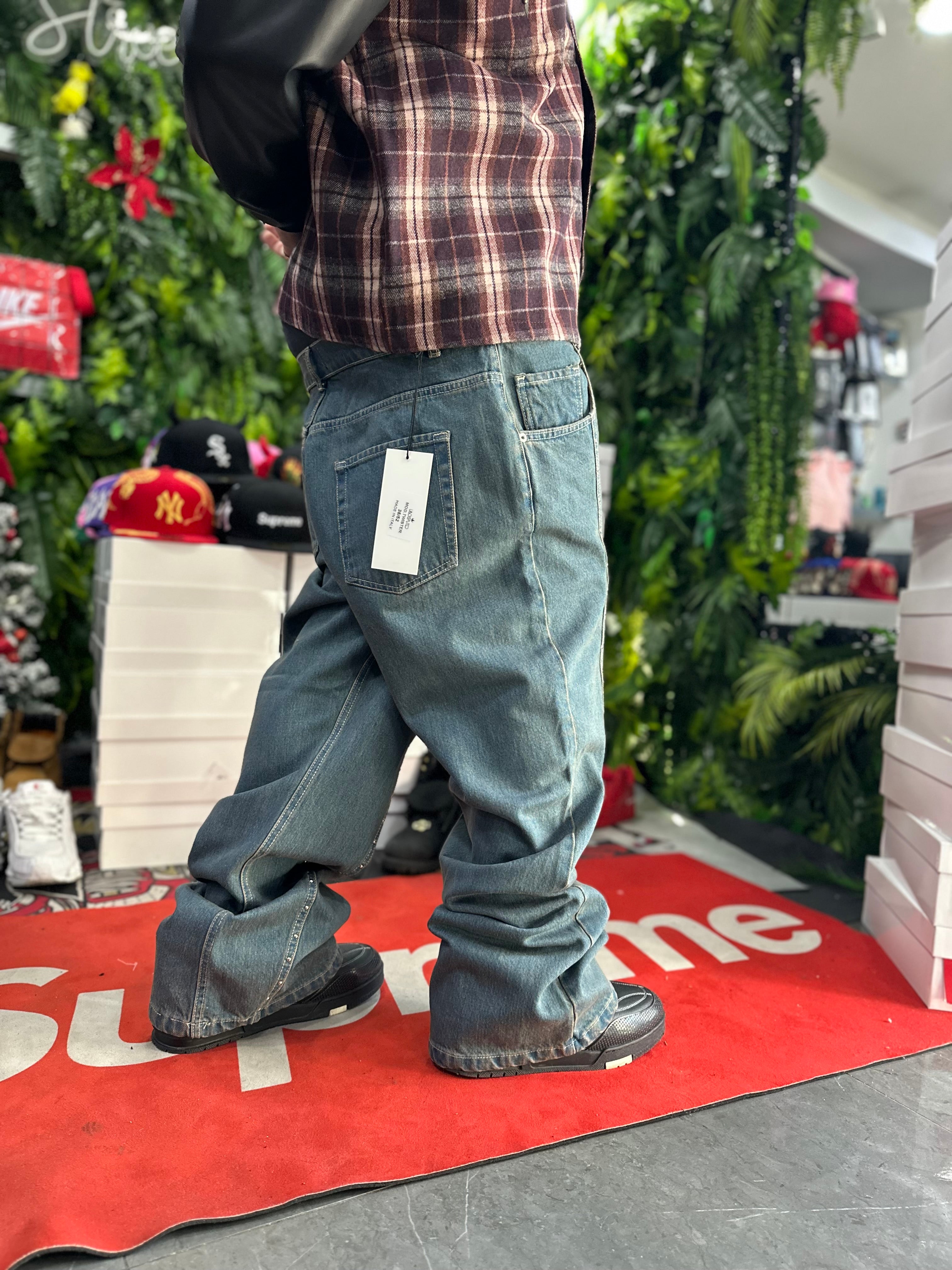 Denim Flare Twister UNDISPUTED