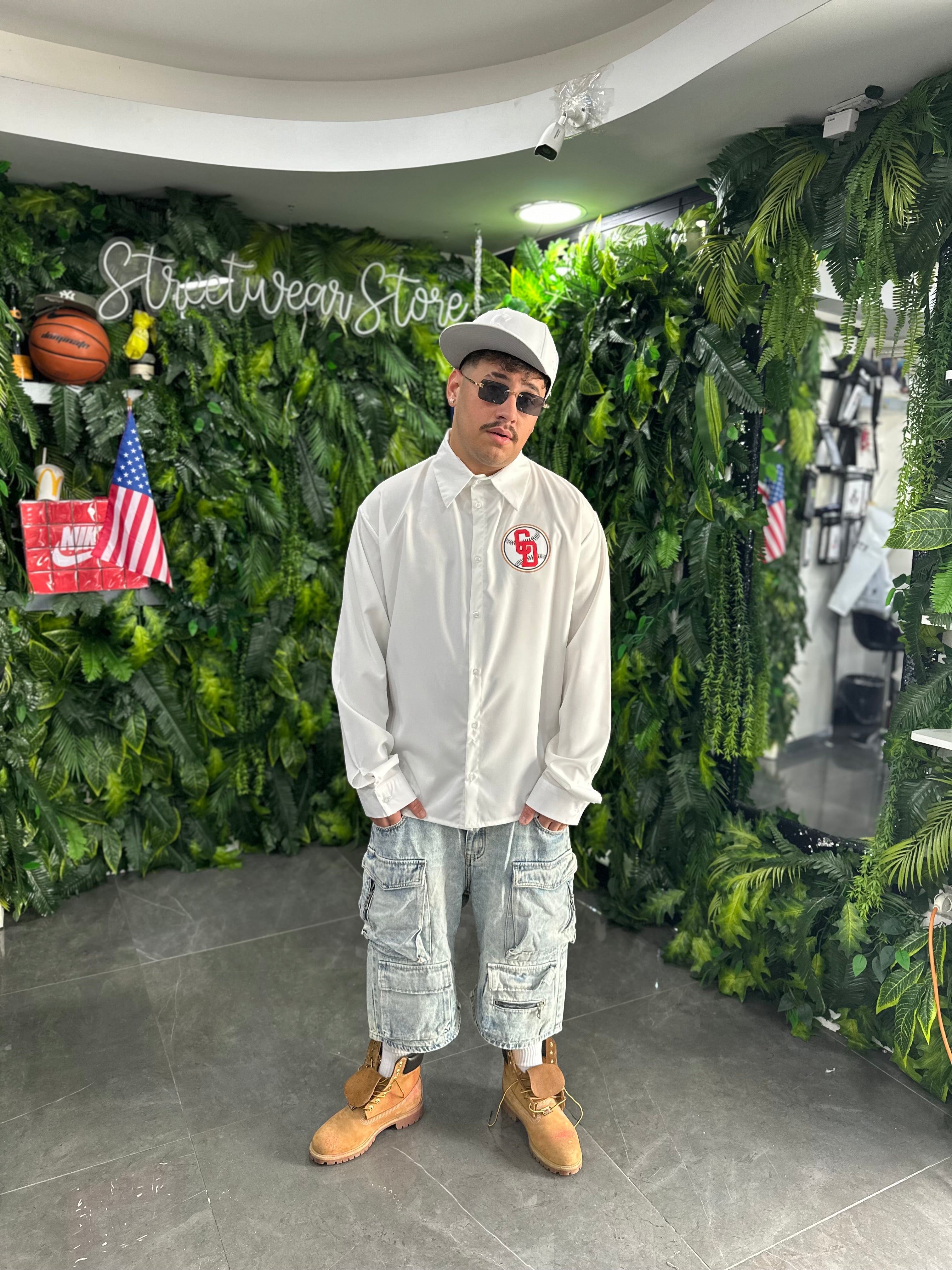 Camicia Creative Logo