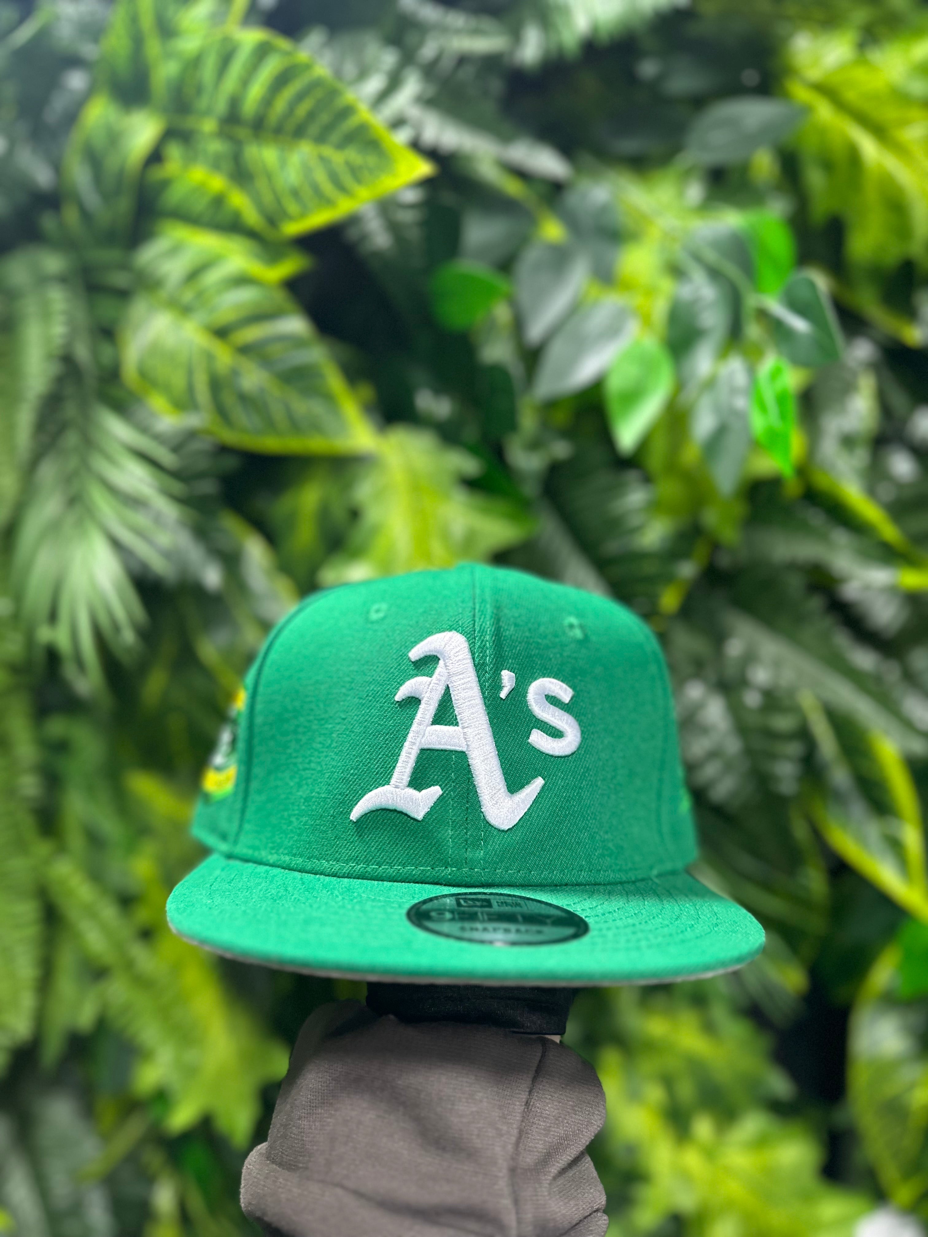 Cappello Athletics New Era Green