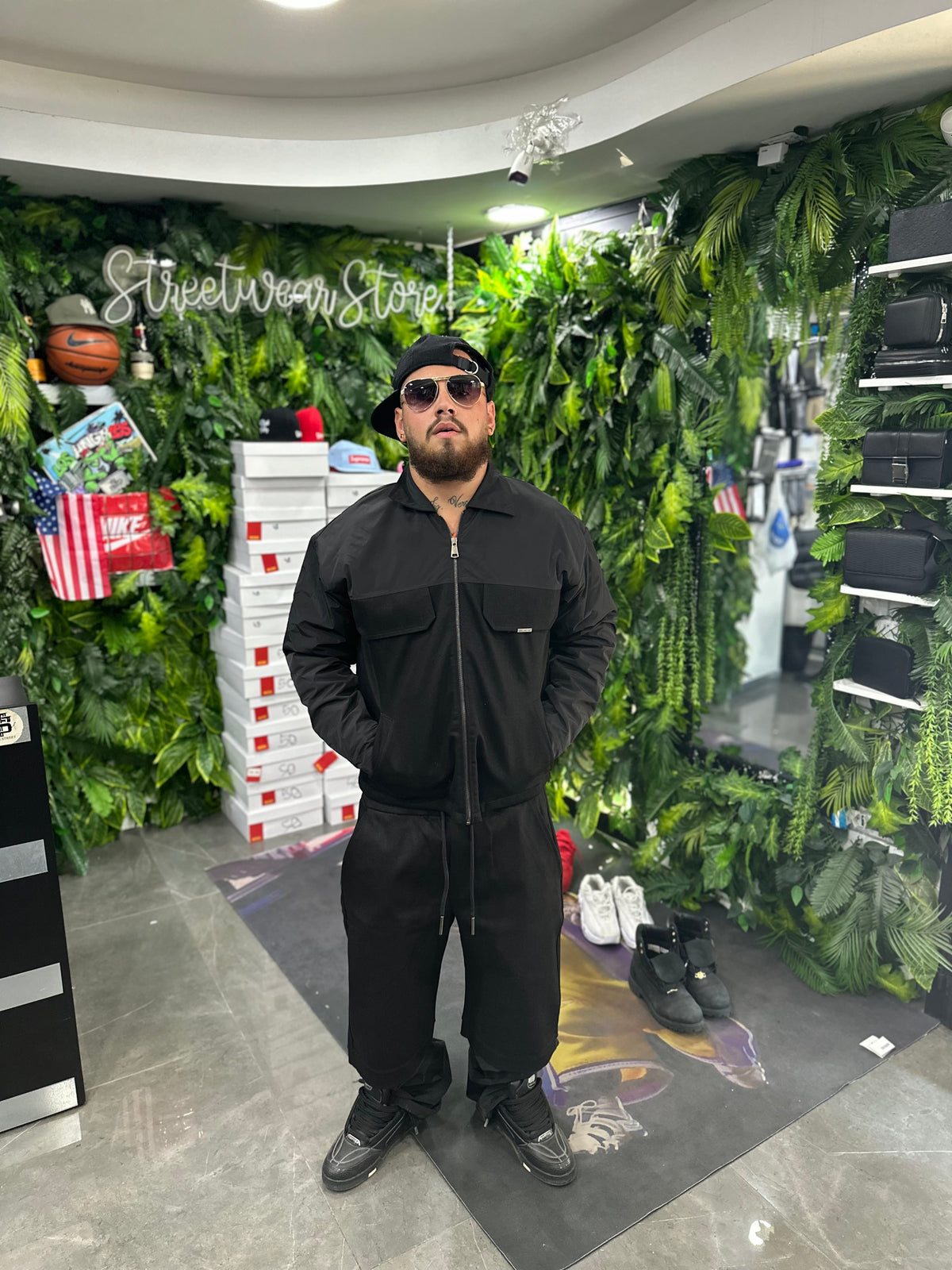 Completo Abused Black GODSAVEME