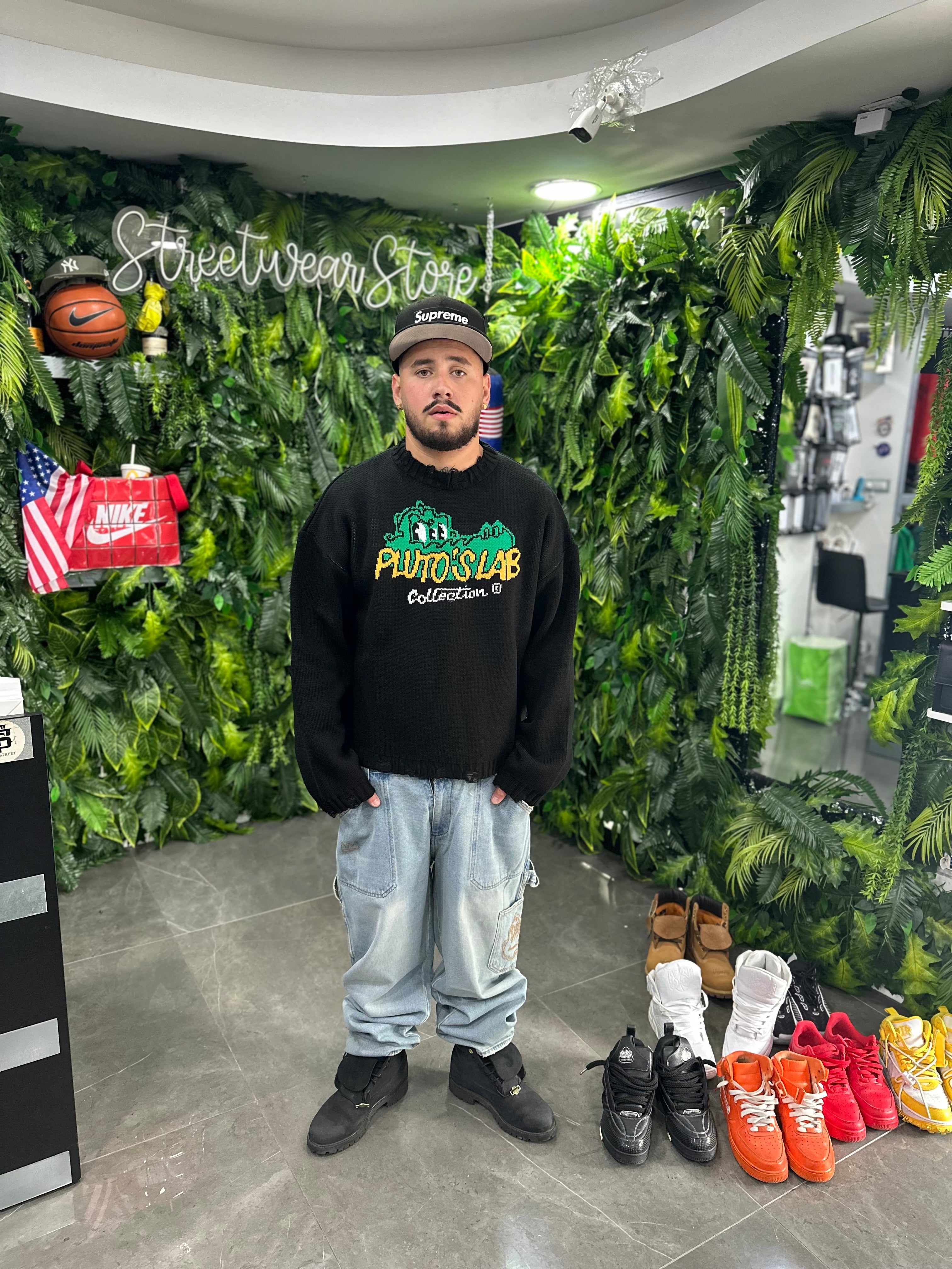 Maglione Destroy Black Pluto