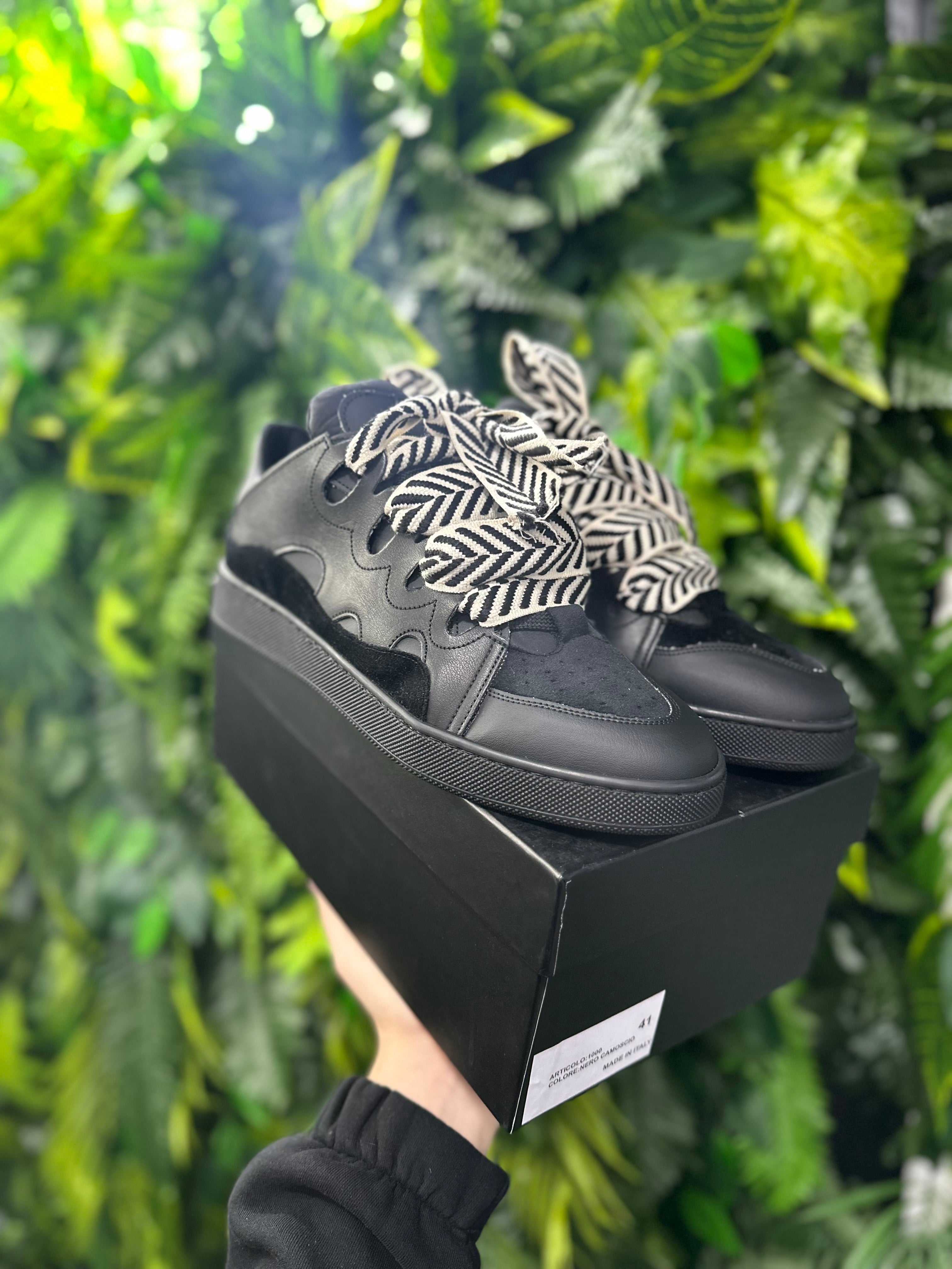Snkrs MOD*LANV* Black