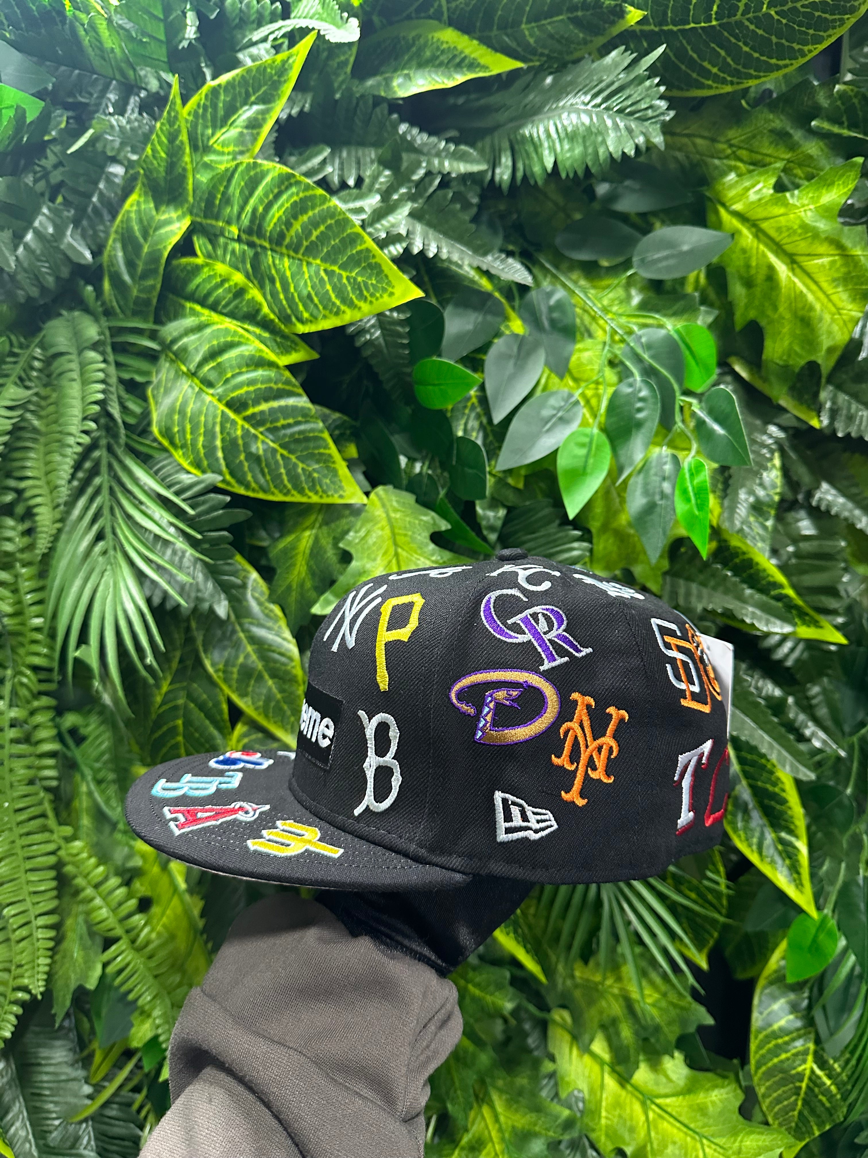 Cappello Supreme x MLB