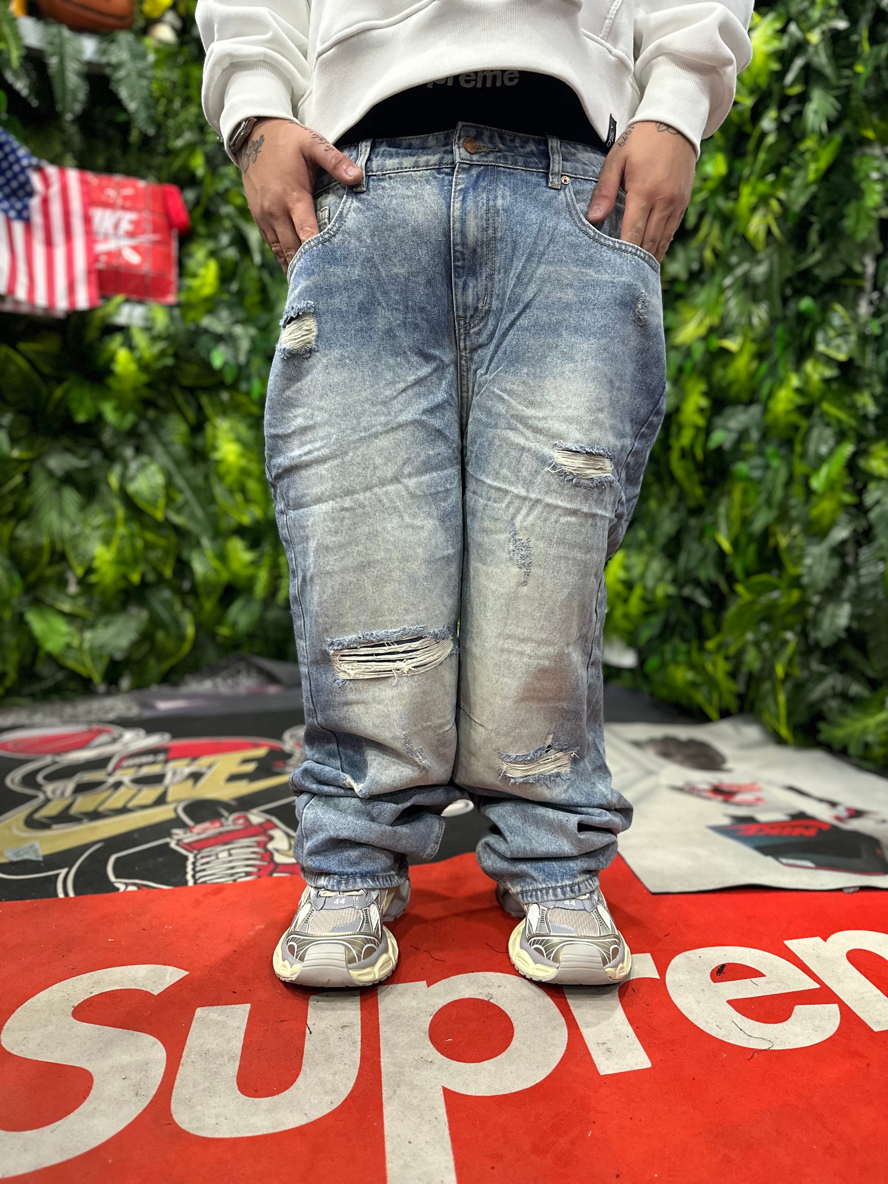 Denim Baggy Versus Wash Cloud