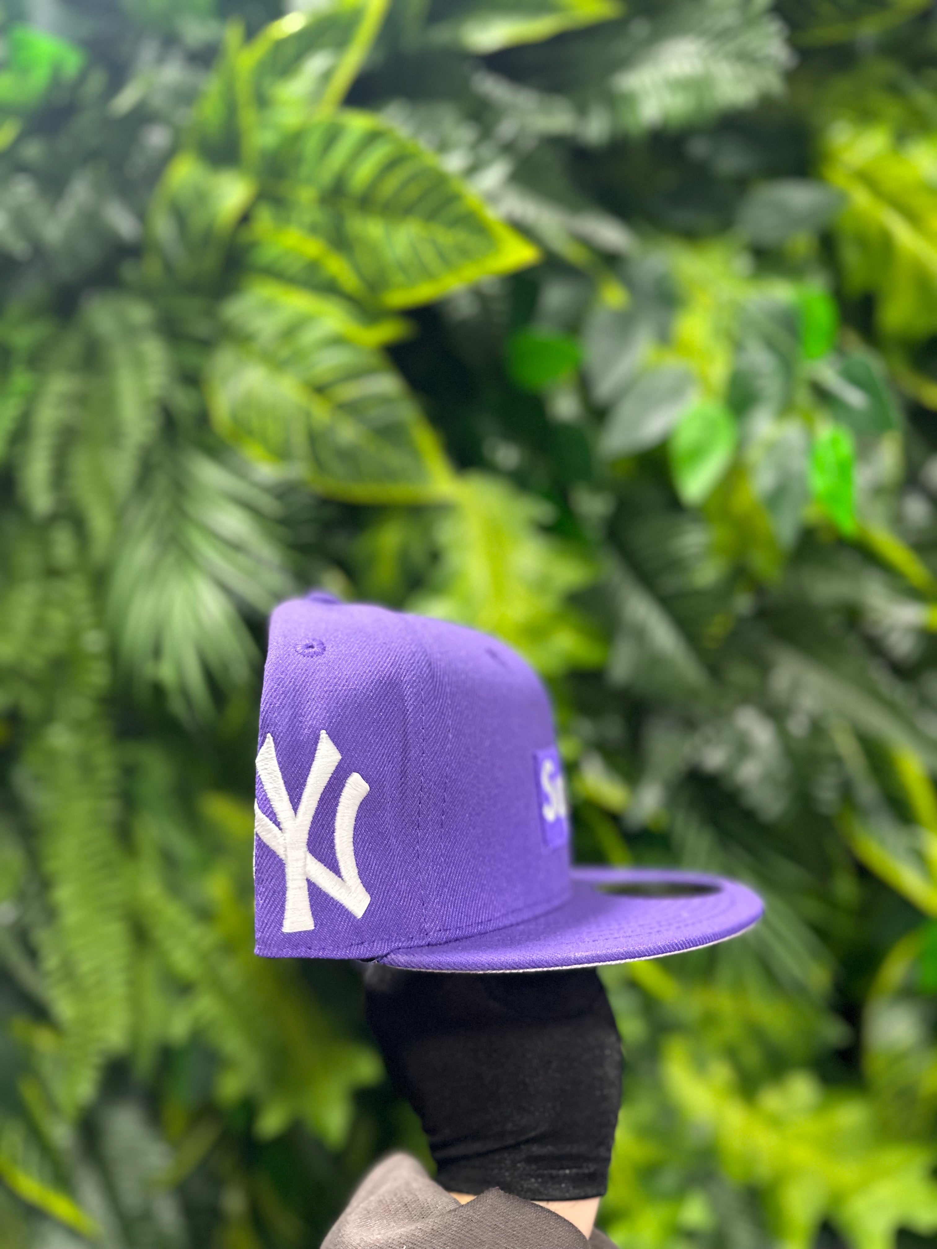 Cappello Supreme Viola