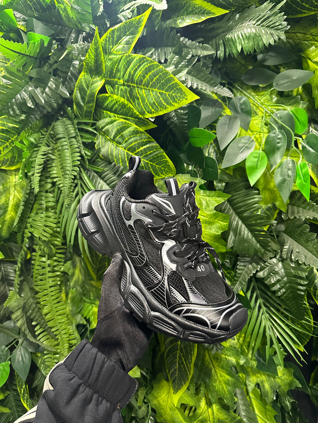 SNKRS Savior Black Mod*Bale*